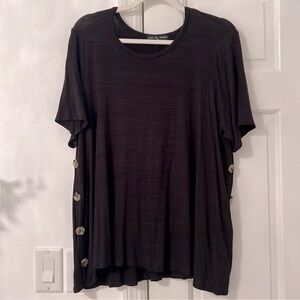 Kim & Cami Short Sleeve Top Black 1X
